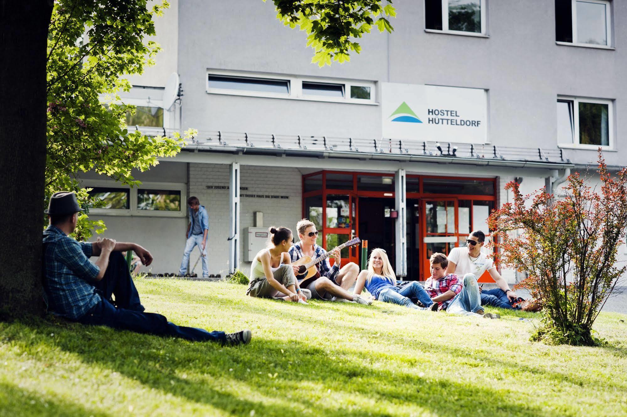 Hostel Huetteldorf Відень Екстер'єр фото