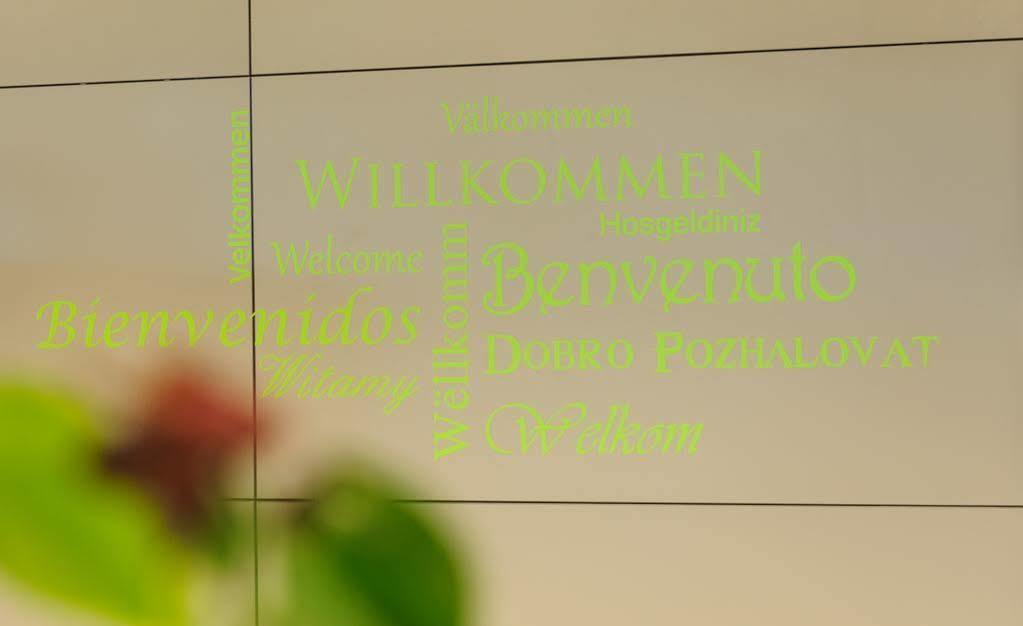 Hostel Huetteldorf Відень Екстер'єр фото