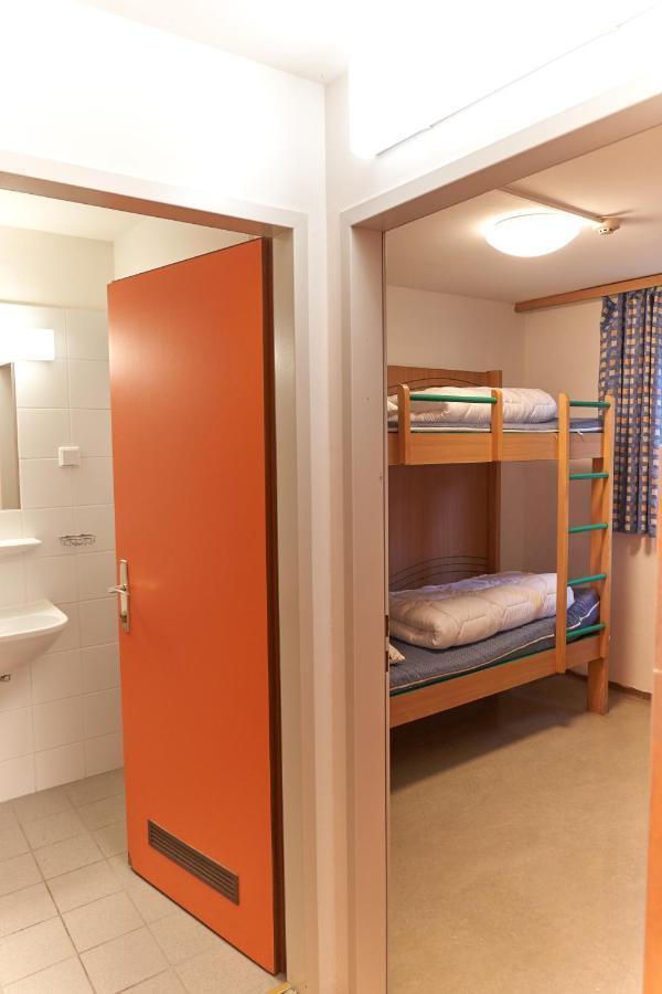 Hostel Huetteldorf Відень Екстер'єр фото