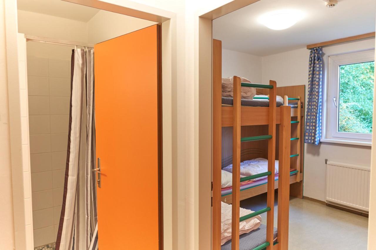 Hostel Huetteldorf Відень Екстер'єр фото